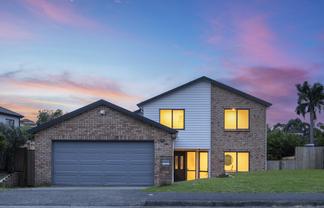 27 William Gamble Drive, Greenhithe