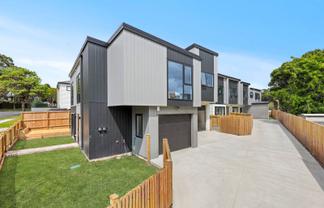 8 Weetman Drive, Browns Bay