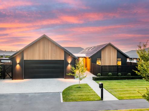21 Dundee Road, Mosgiel