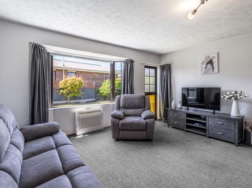 22B Moulson Street, Strathern