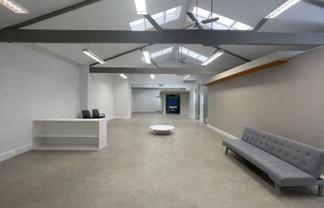 Well-presented Newmarket office