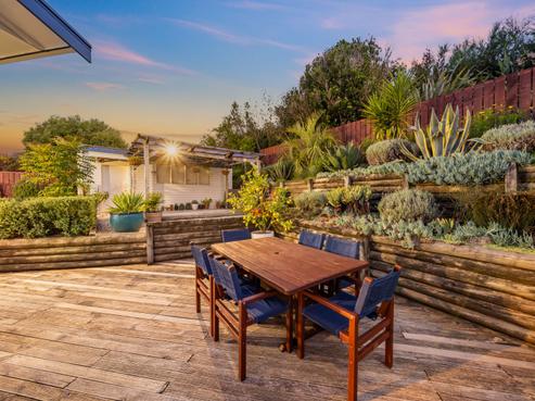 21 Oaklands Grove, Clouston Park