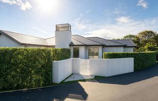 2 Reid Court, Millwater