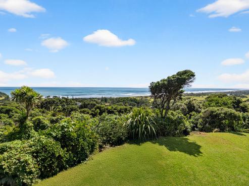 72 Domain Crescent, Muriwai