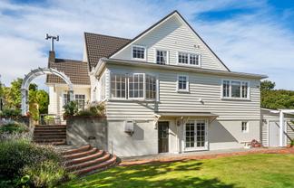 43 Simla Crescent, Khandallah