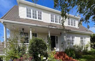 43 Simla Crescent, Khandallah