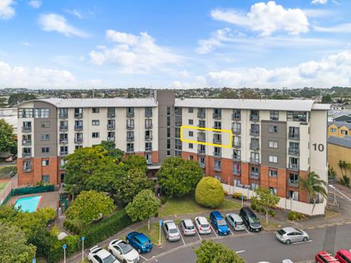 3/10F Crown Lynn Place, New Lynn