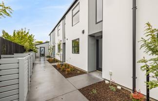 4/106 Wildberry Street, Woolston