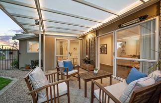 2/23 Lomond Street, Takapuna