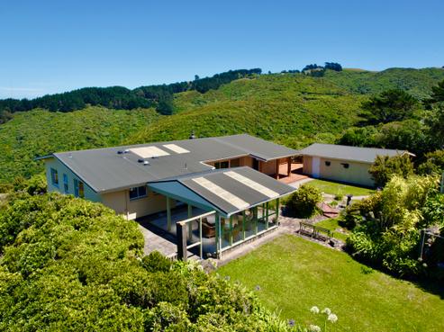 4 Pine Tree Lane, Korokoro