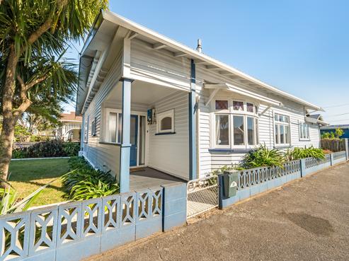 381 Jackson Street, Petone