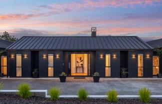 11 Te Rata Road, Okura Bush