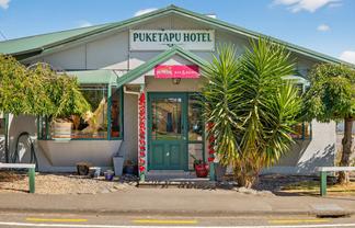 The Puketapu Pub