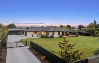 33 Birchwood Avenue, Burleigh