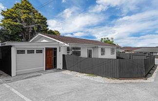 2/10A Lupton Road, Manurewa