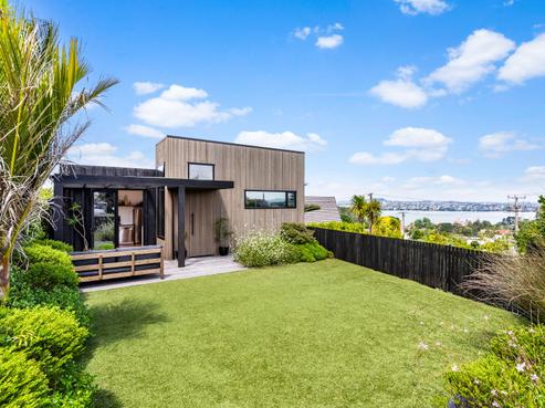 1/14 Colonial Road, Birkenhead