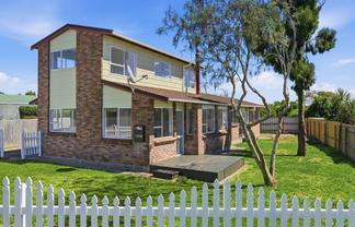 20A Robinson Avenue, Holdens Bay