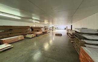 Versatile Industrial Space