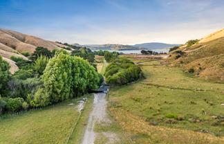 2/269 Grays Road, Pauatahanui