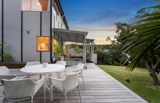 2/16 Sandiacre Way, Browns Bay