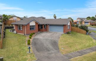 15 Balmacewan Drive, KAMO