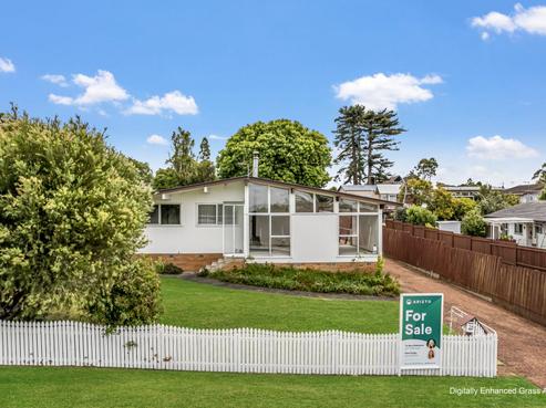 28 Eyre Street, Henderson