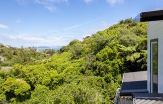 51b Maungaraki Road, Korokoro