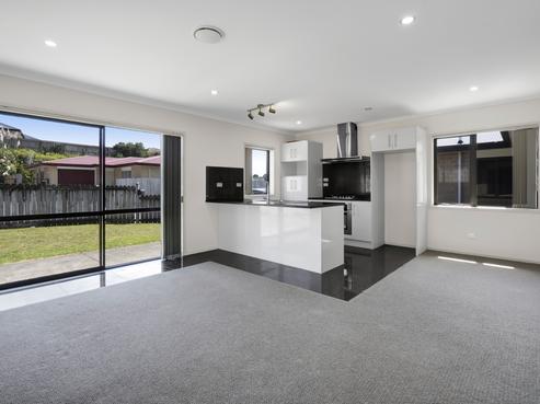 14A Frederick Place, Whalers Gate