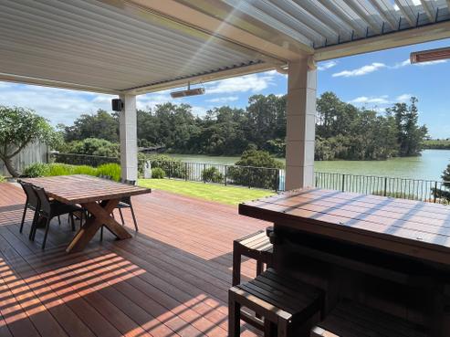 67 Milano Boulevard, Karaka