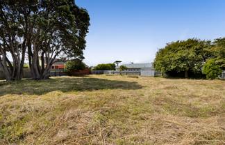 208 Egmont Street, Patea