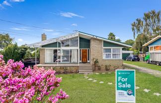 30 Garden Heights Ave, Glenview