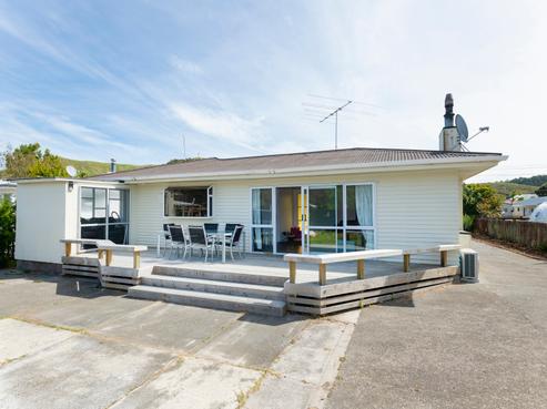24 Steele Road, Tamarau