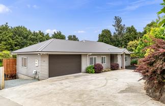 25 Michel Colombon Close, Maunu