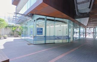 Prime Retail in the Iconic Ironbank Building