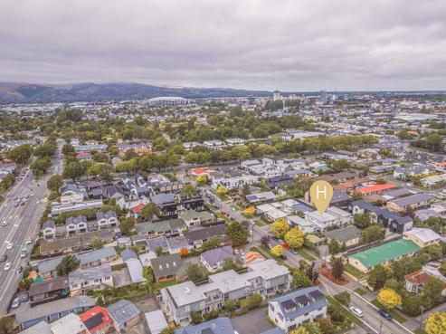 25B Champion Street, Edgeware
