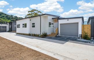 2/61 Westminster Road, Wainuiomata