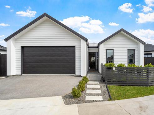 8 Matahae Crescent, Wainui