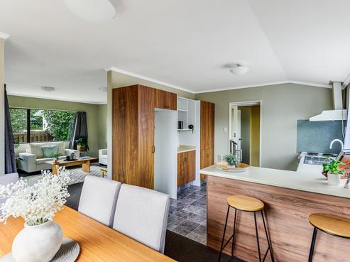 5/55 Tuhikaramea Road, Dinsdale
