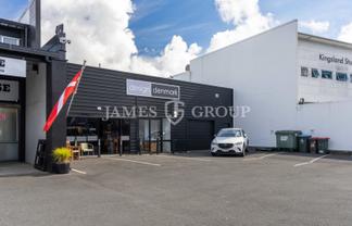 KINGSLAND OFFICE WITH ROLLER DOOR AND STORAGE