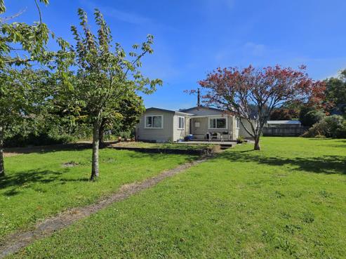 21 Dents Road, Kaniere