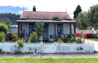 110 Davy Street, Thames