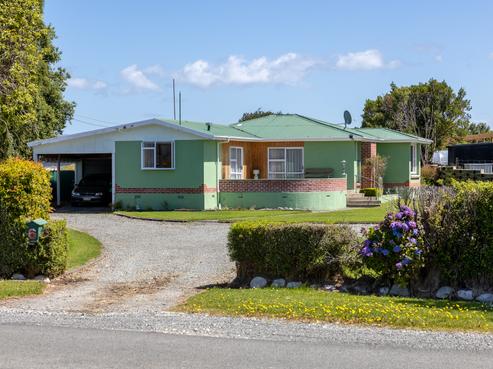6 Papatotara Road, Tuatapere