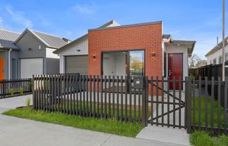 24 Taiheru Road, Karaka