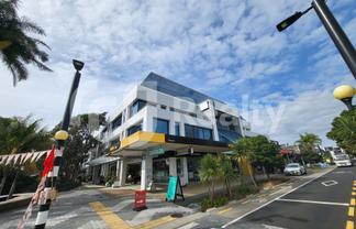 Multiple Office Options Amazing Views -