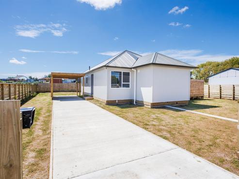 32 Gordon Crescent, Marton