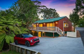 41A Cyclarama Crescent, Massey