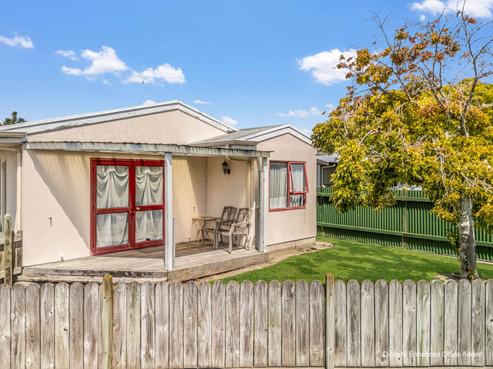 43 Tait Drive, Greenmeadows