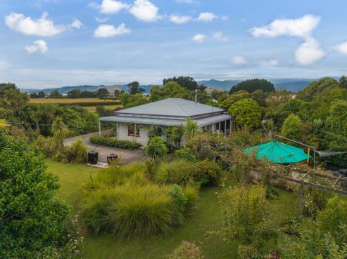 83 Bruce Road, Levin