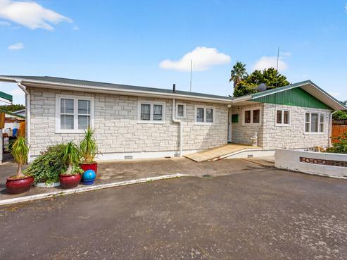 16 Duke Avenue, Pukekohe