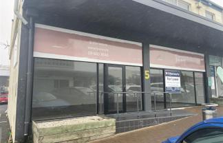 Takapuna Exposure - Retail or Service